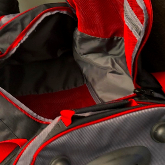 FUL Rolling Duffel bag / Travel luggage - Picture 9 of 11